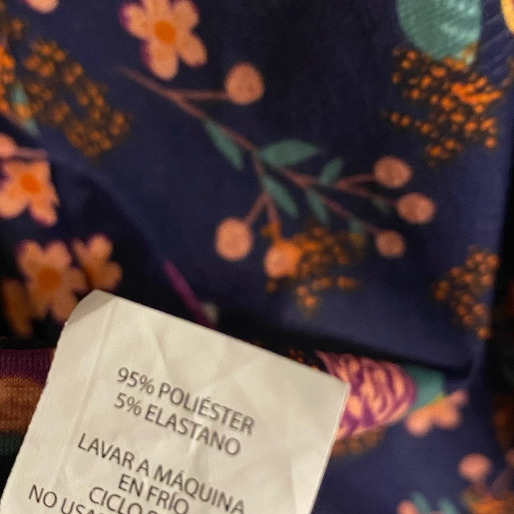 LuLaroe plus size floral maxi skirt - Picture 5 of 8